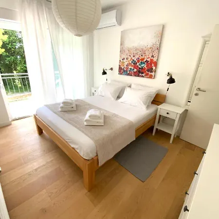 Park View Apartment
